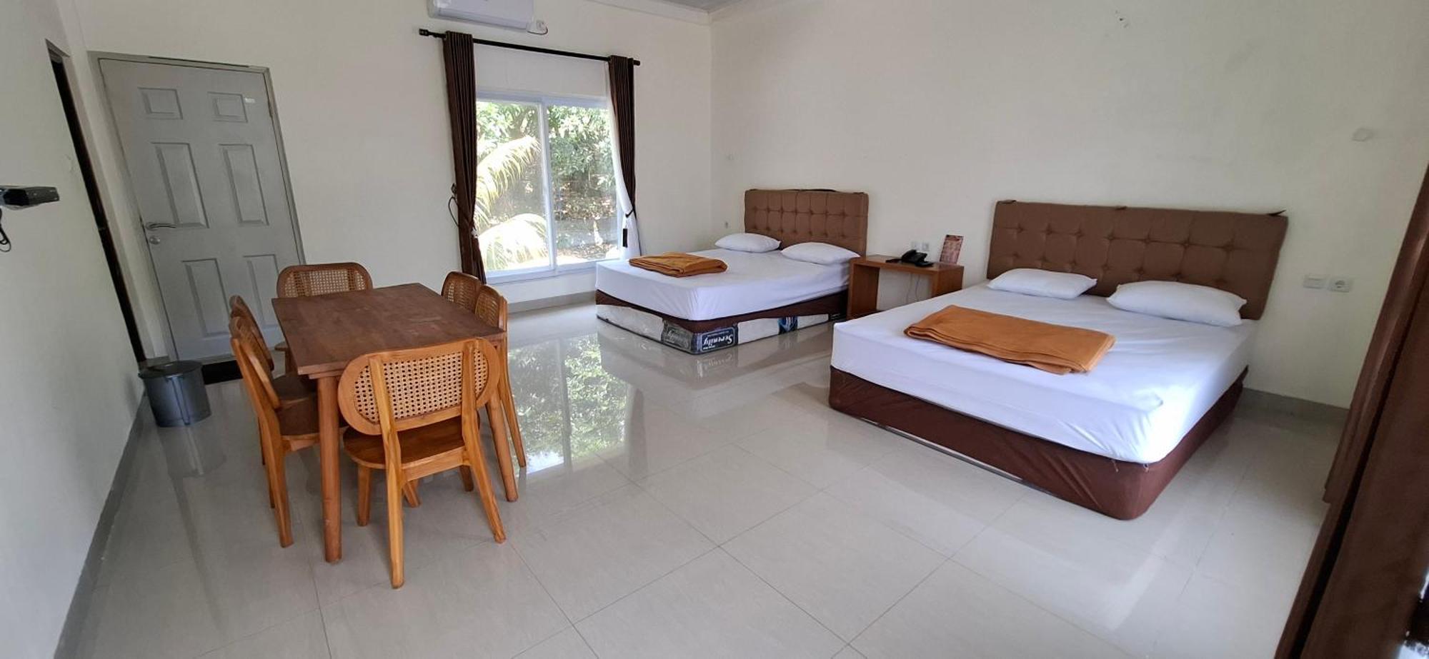 Hotel Cipunaga Ciemas Bagian luar foto