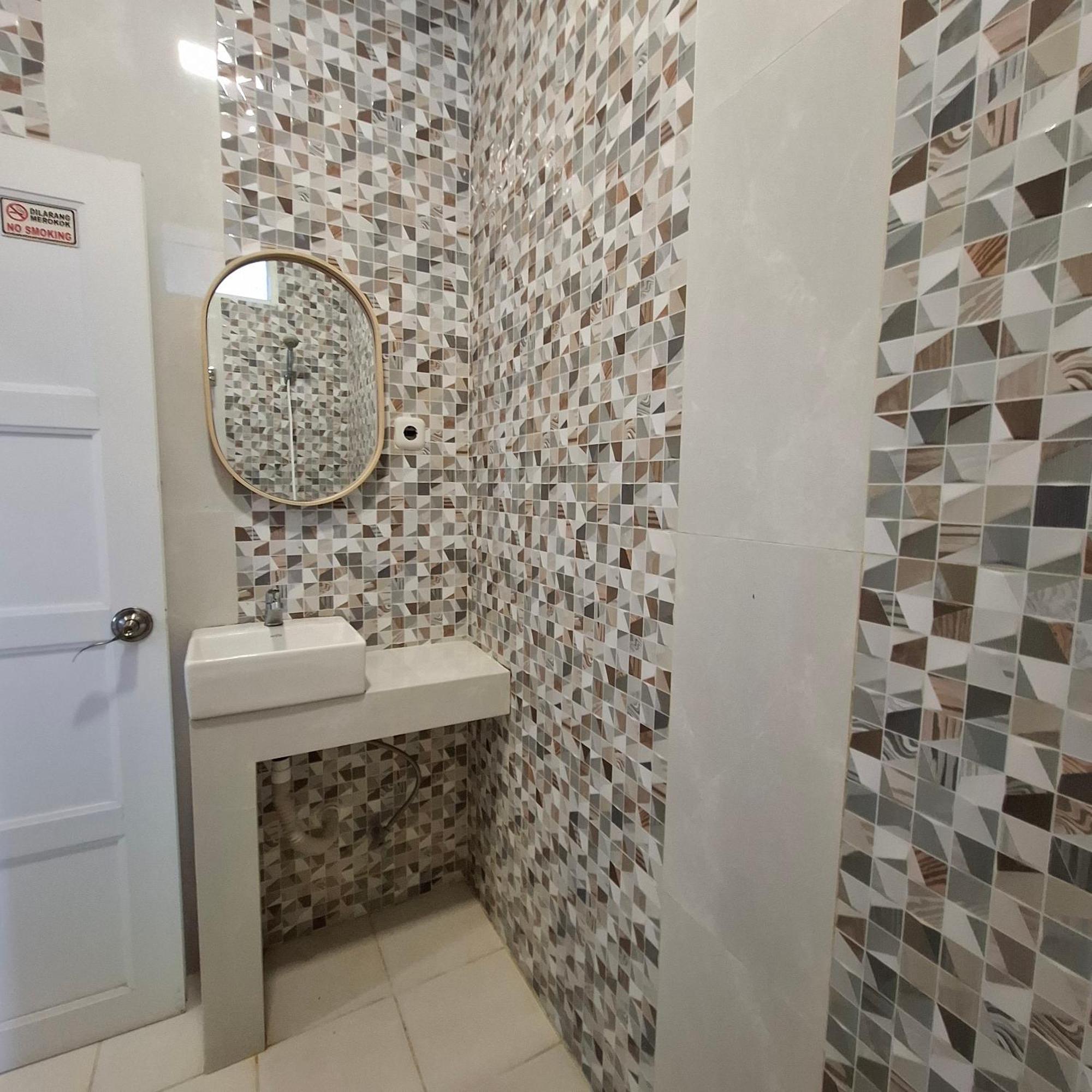 Hotel Cipunaga Ciemas Bagian luar foto