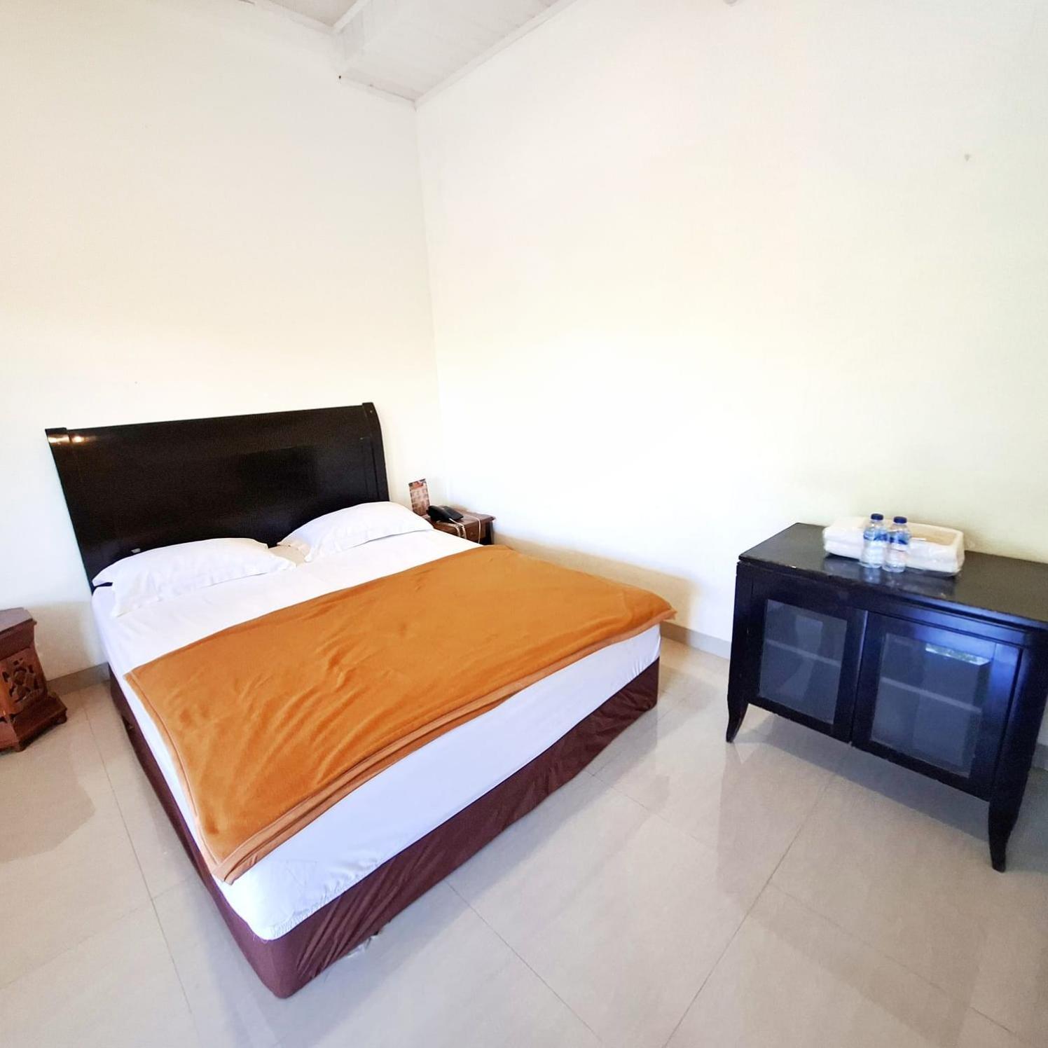 Hotel Cipunaga Ciemas Bagian luar foto