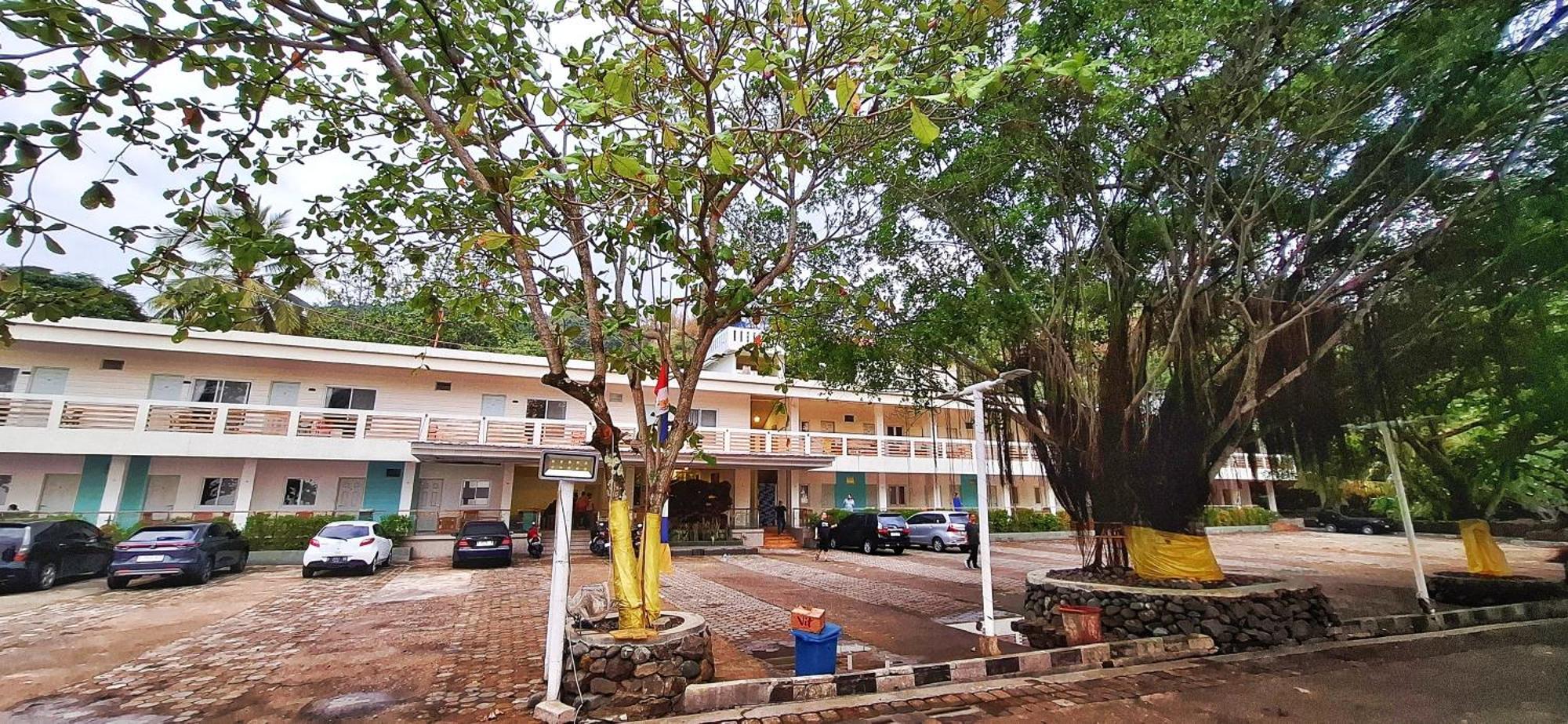 Hotel Cipunaga Ciemas Bagian luar foto